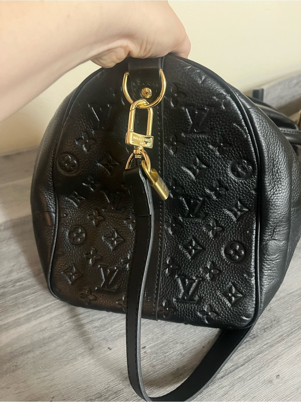 Embossed Travel Bag - Picture 3 of 8